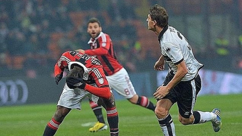 Φάπα στον Μπαλοτέλι! (vid)