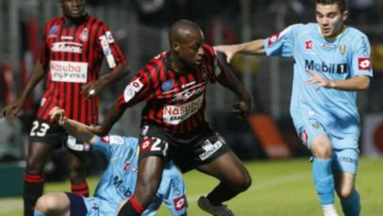 Μπαμόγκο: «Μιλάω με ΑΕΚ»