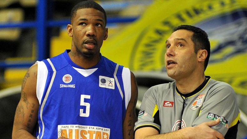 Έδιωξε Μπάξτερ ο Ίκαρος!