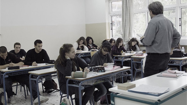 Περισσότερες ώρες θα δουλεύουν οι εκπαιδευτικοί
