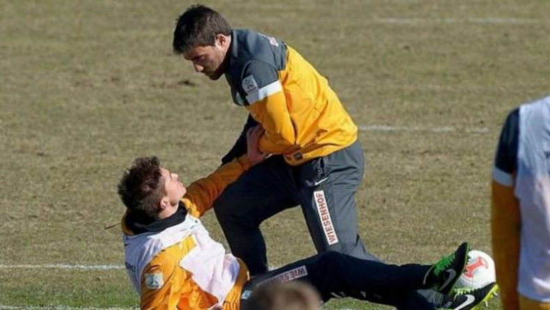 Πάλι στα... χέρια ο Παπασταθόπουλος!