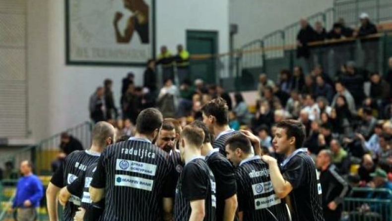 Στο ρελαντί Μακάμπι και Παρτιζάν