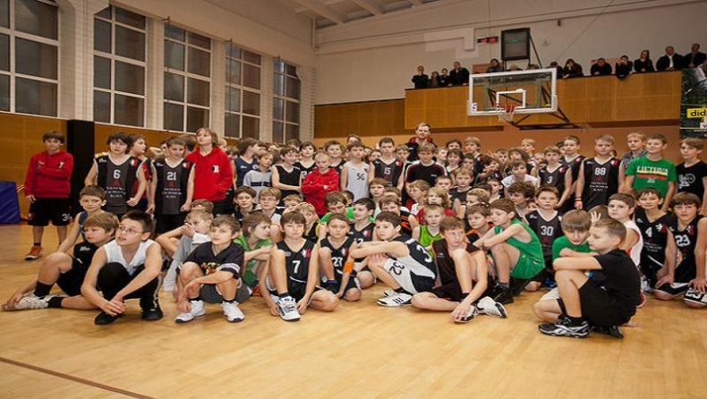 Η ατάκα του Νιούλεϊ στον Μπράιαντ