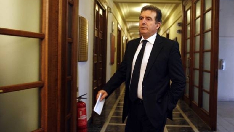 Χρυσοχοΐδης: «Παραλογισμός στα άκρα»