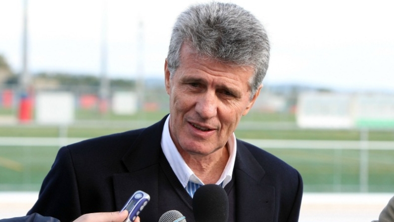 Τέλος και ο Δέδες