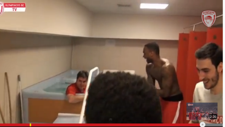 Το... μπουγέλο του Ολυμπιακού (vid)