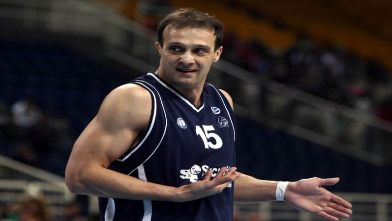 Ψηλώνει με Δέσπο η ΑΕΚ