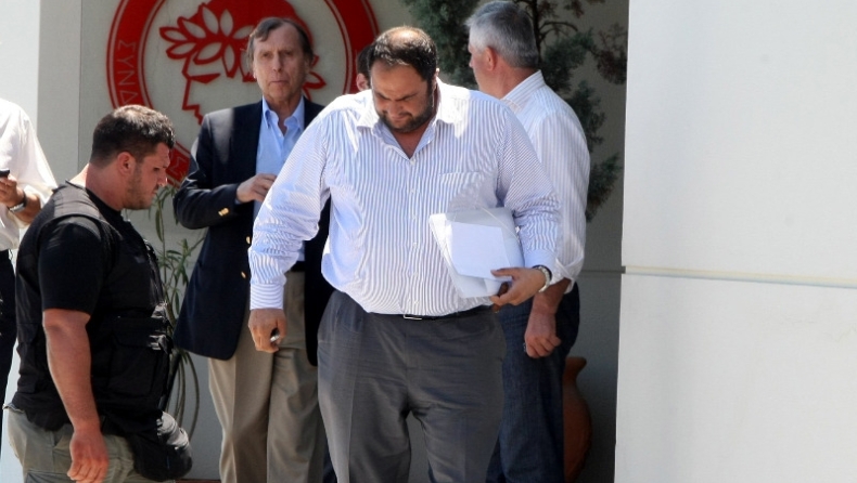 Θέλει πίσω τα... δανεικά ο Ολυμπιακός