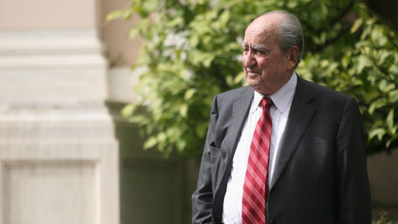 Ωχ, ο Mητσοτάκης βάζει στο στόμα του τον Στουρνάρα