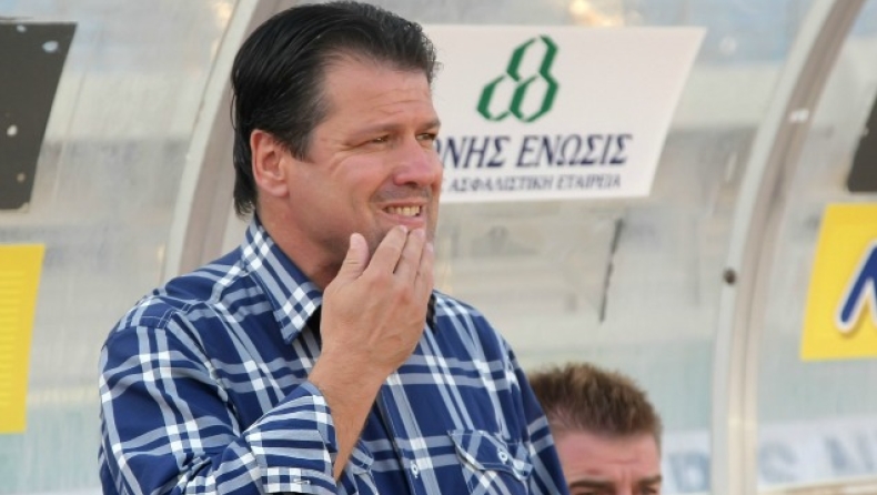 Ντεμπούτο με πονοκέφαλο