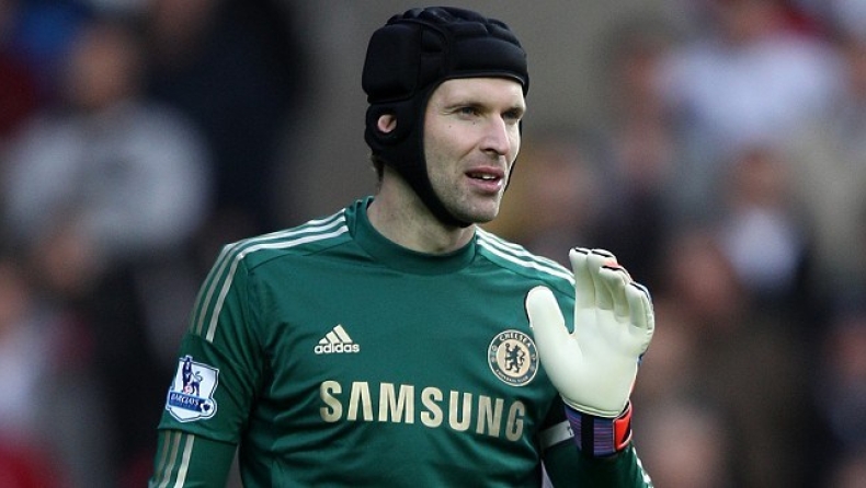 «Είτε προσαρμόζεσαι, είτε φεύγεις»