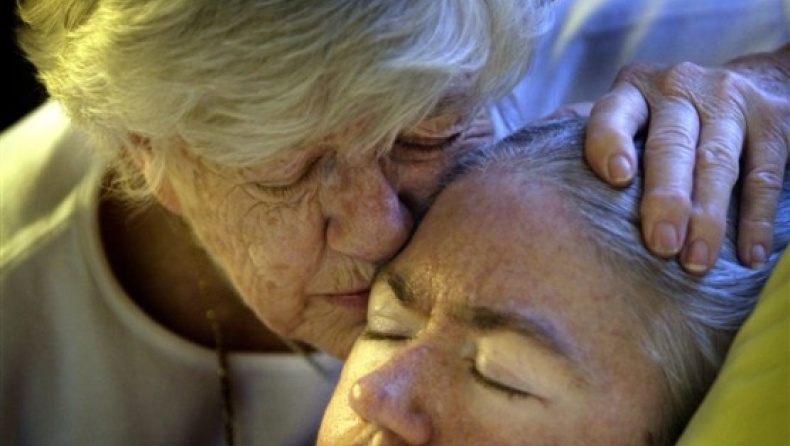 Πέθανε μετά απο 42 χρόνια σε κώμα!