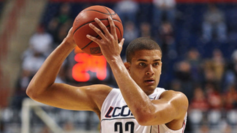 Περιμένουν Έντουαρντς στο Περιστέρι