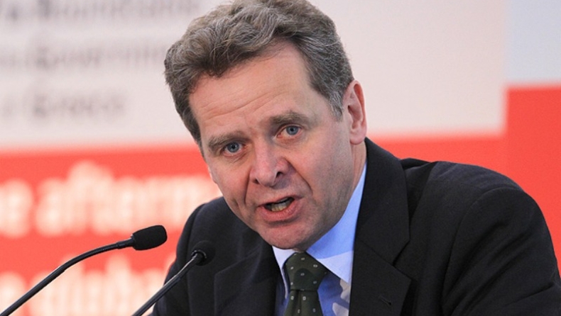 Παραμένει στην Ελλάδα ο Τόμσεν