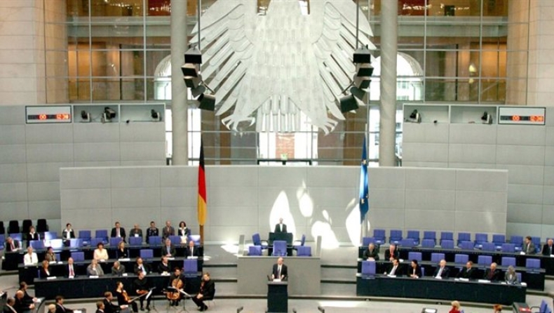 Μέρκελ: Το μνημόνιο δεν αλλάζει!