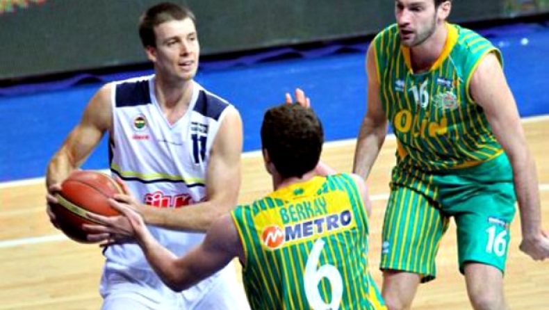 Σαρωτική η Φενέρ