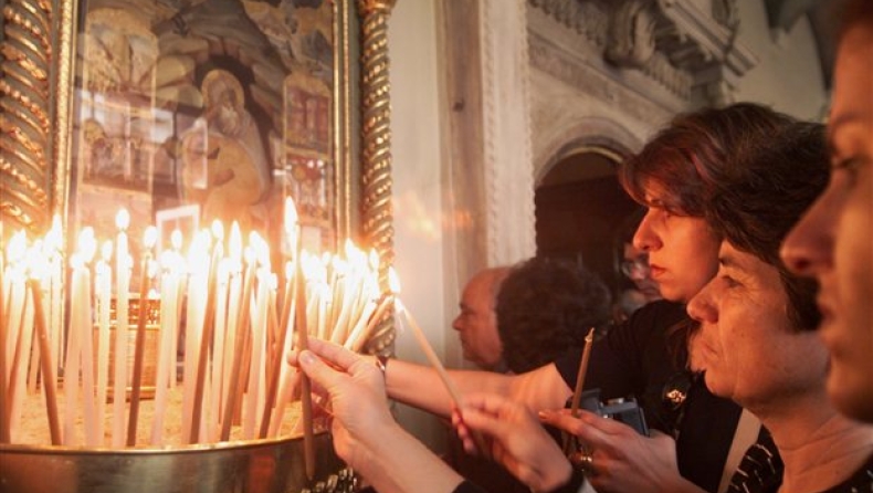 Εισβολή και μικροκαταστροφές σε ελληνική εκκλησία στην Πόλη