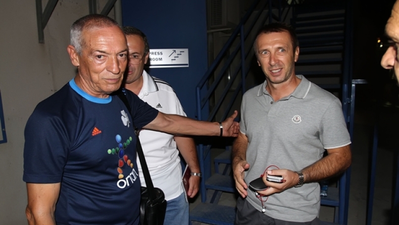 Με τις ευχές του Νιόπλια