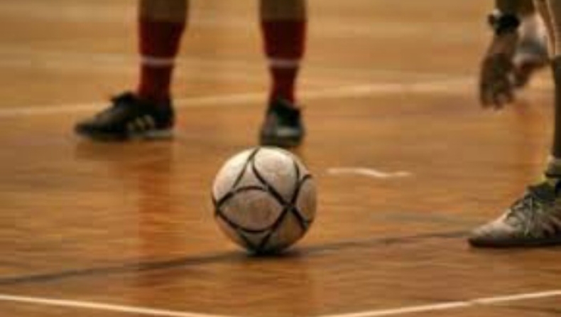 Προβάδισμα Δούκα και «Αθήνα ’90»
