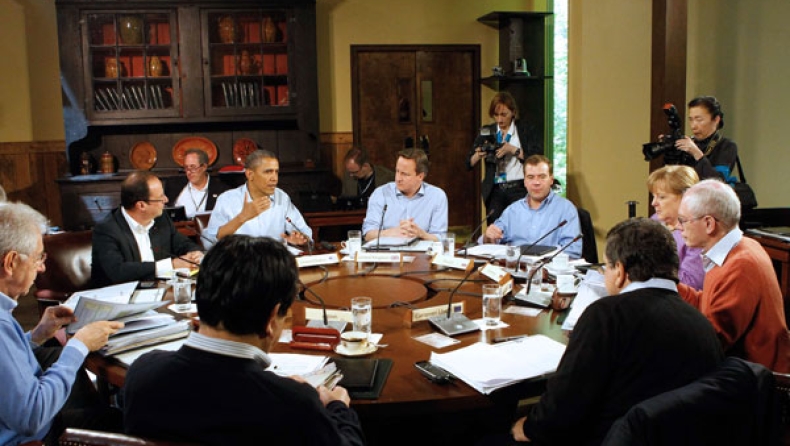 G8: Μόνη λύση η ανάπτυξη και τα ευρωομόλογα