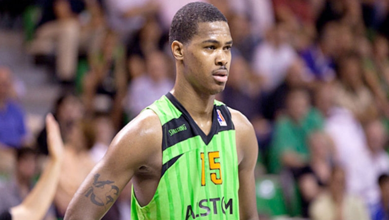 Στην Κίμκι ο Ζελαμπάλ