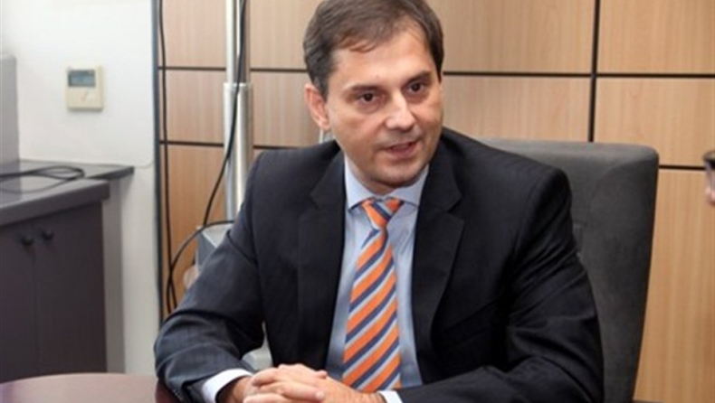 Δεν έχει να πληρώσει τους φόρους ο γ.γ. Εσόδων