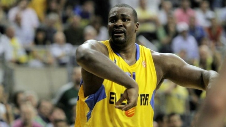 Ντεμπούτο για «Τεό», σούπερ «Σόφο»