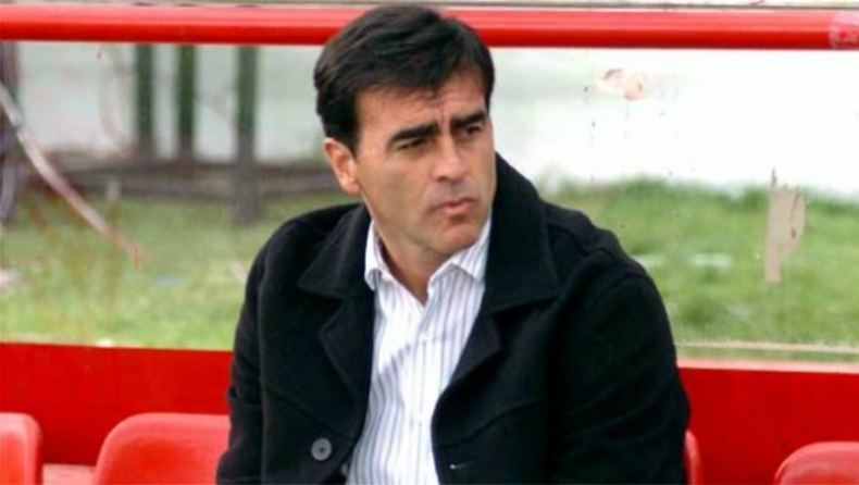Κιντέρος: «Ομαδική άμυνα στον Μέσι»