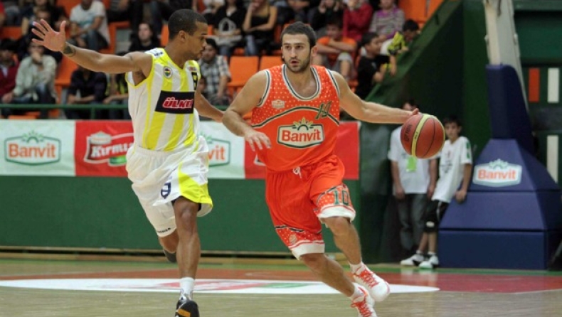 Έχασε απ' την ουραγό η Φενέρ!