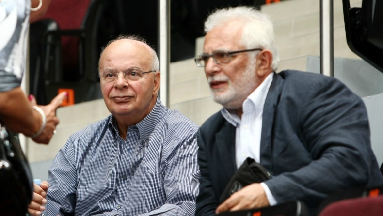 «Όχι τέσσερις, αλλά 50...»