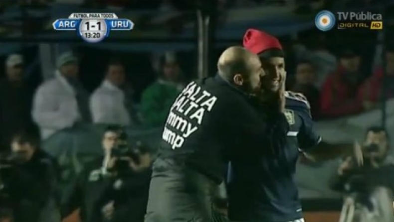 Το φόρεσε στον Κουν ο Jimmy! (vid)