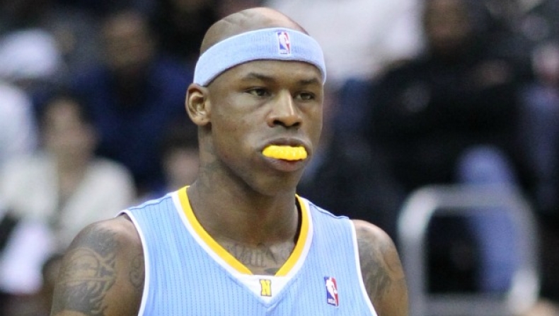 Σπάει ρεκόρ και... μύτες ο Μπάινουμ (vid)