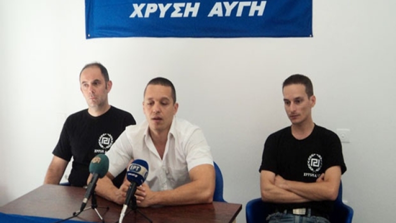 Ετσι μπαίνεις στη Χρυσή Αυγή