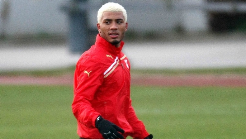 Δεν περισσεύει... Καζίμ!