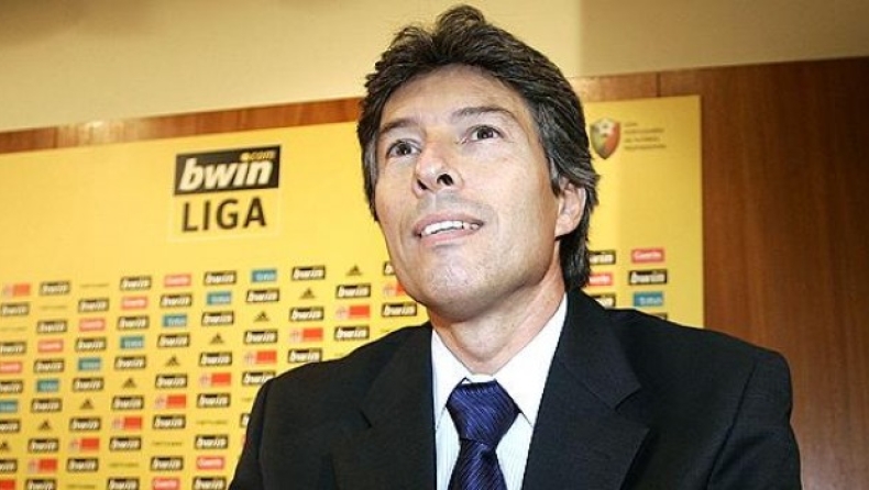 ΔΙΑΜΑΡΤΥΡΟΝΤΑΙ ΓΙΑ ΤΗΝ ΠΑΡΟΥΣΙΑ PEREIRA