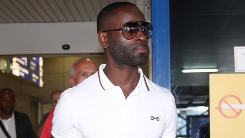 Υπέγραψε ο Κουίνσι