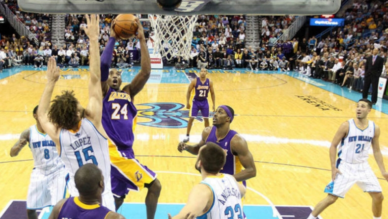 Ρεκόρ με νίκη για Κόμπι (vids)