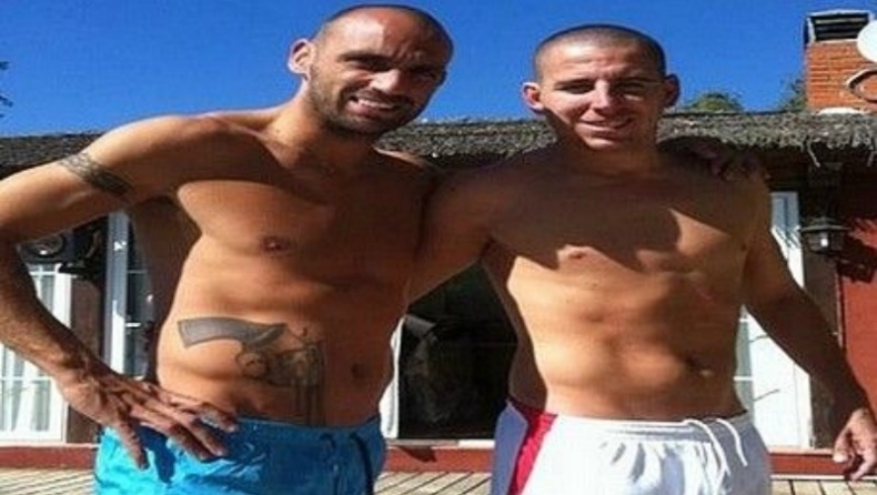 Με μαγιό... Ολυμπιακού ο Κόκε!