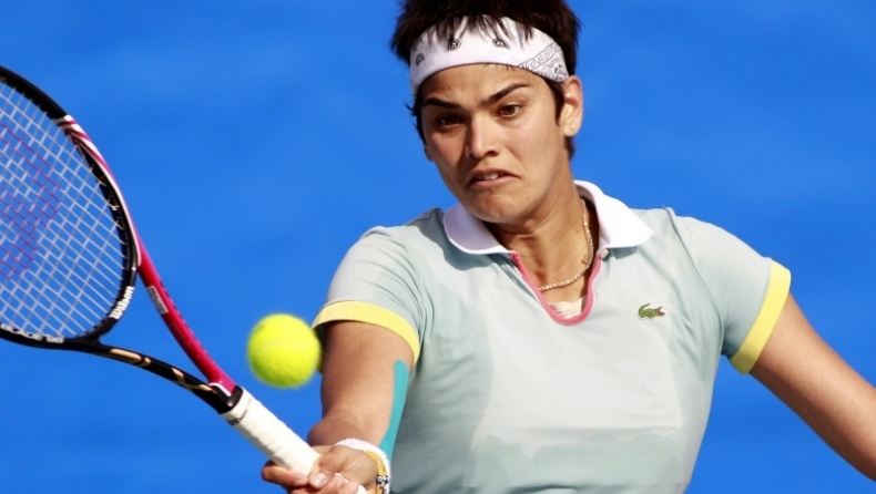 Σταθερή η Λένα