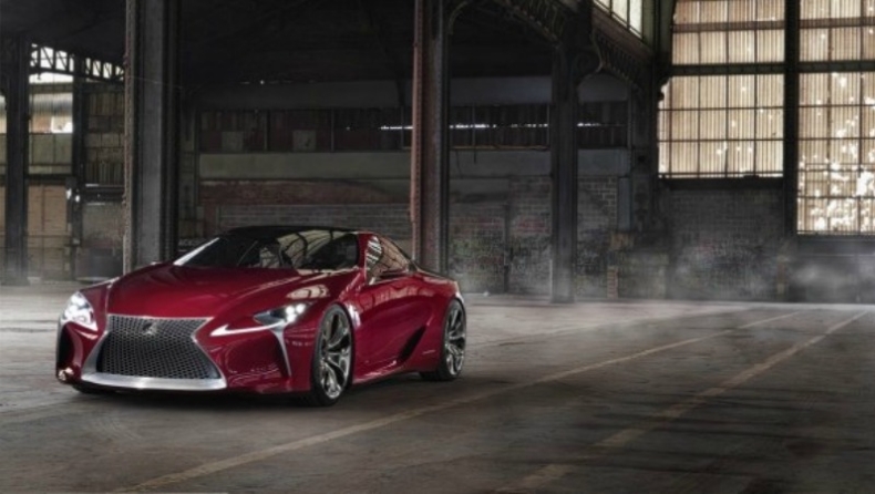 To νέο πρόσωπο της Lexus (vid & pics)