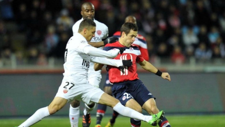 Ο ένας παραμονή ο άλλος σεντόνι