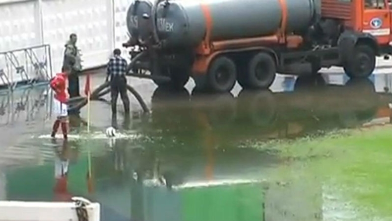 Water...football! (vid)