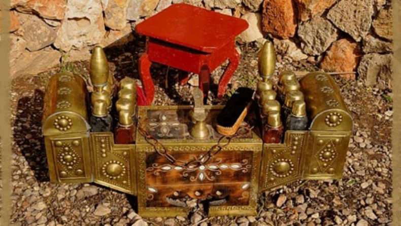 «Θα τους γυαλίζετε τα παπούτσια»!