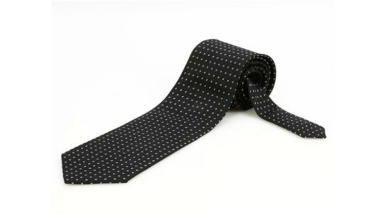 Έκλεψαν γραβάτα... σε κηδεία!