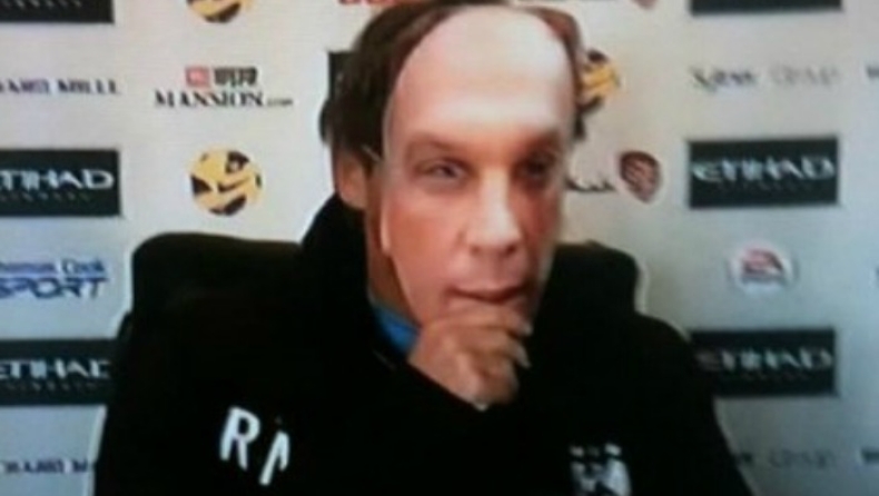 «Μασκαράς» ο Μαντσίνι! (vid)