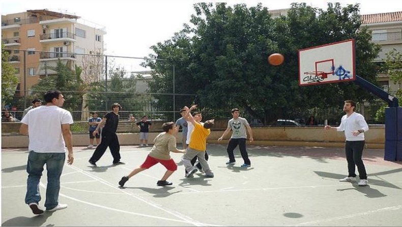 Oι «μικροί» κοντά.... στα μικρά (pics)