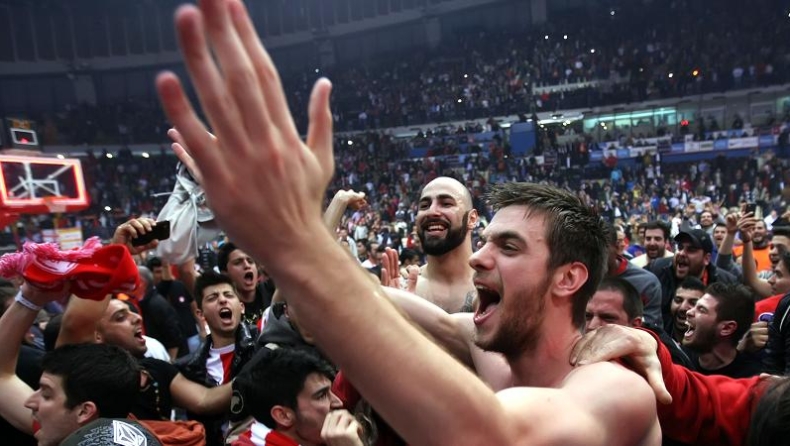 Κάτι... καλό περιμένει ο Μάντζαρης