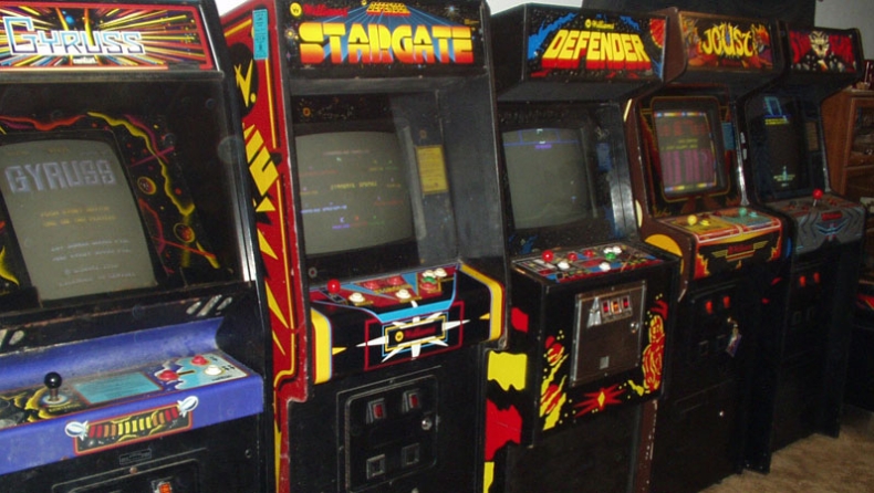 Έλα, ρε κωλομοχλέ...