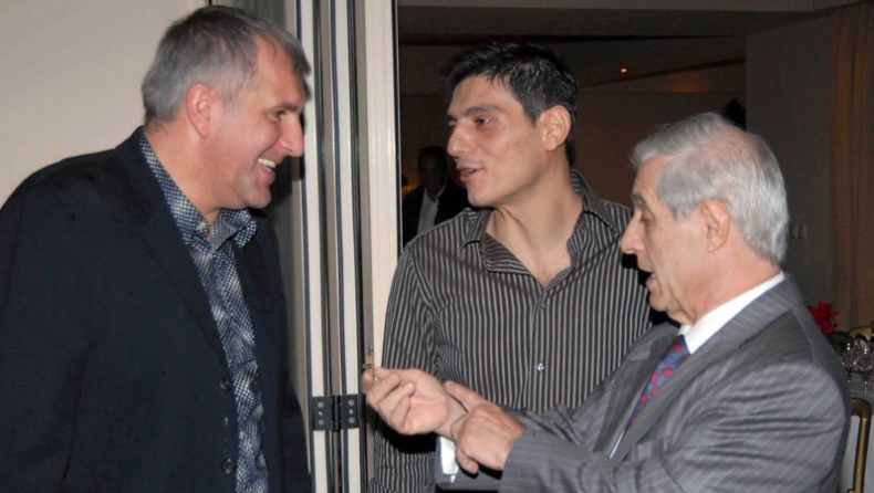 Στα παπούτσια του Παύλου και του Ζοτς