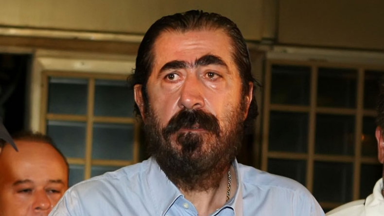 Ον έαρ με Μάκη, Λάκη και Τζίμη!